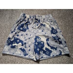 Bravest Studios‎ New York Yankees Snow Camo Shorts Size XS NWOT Drawstrings